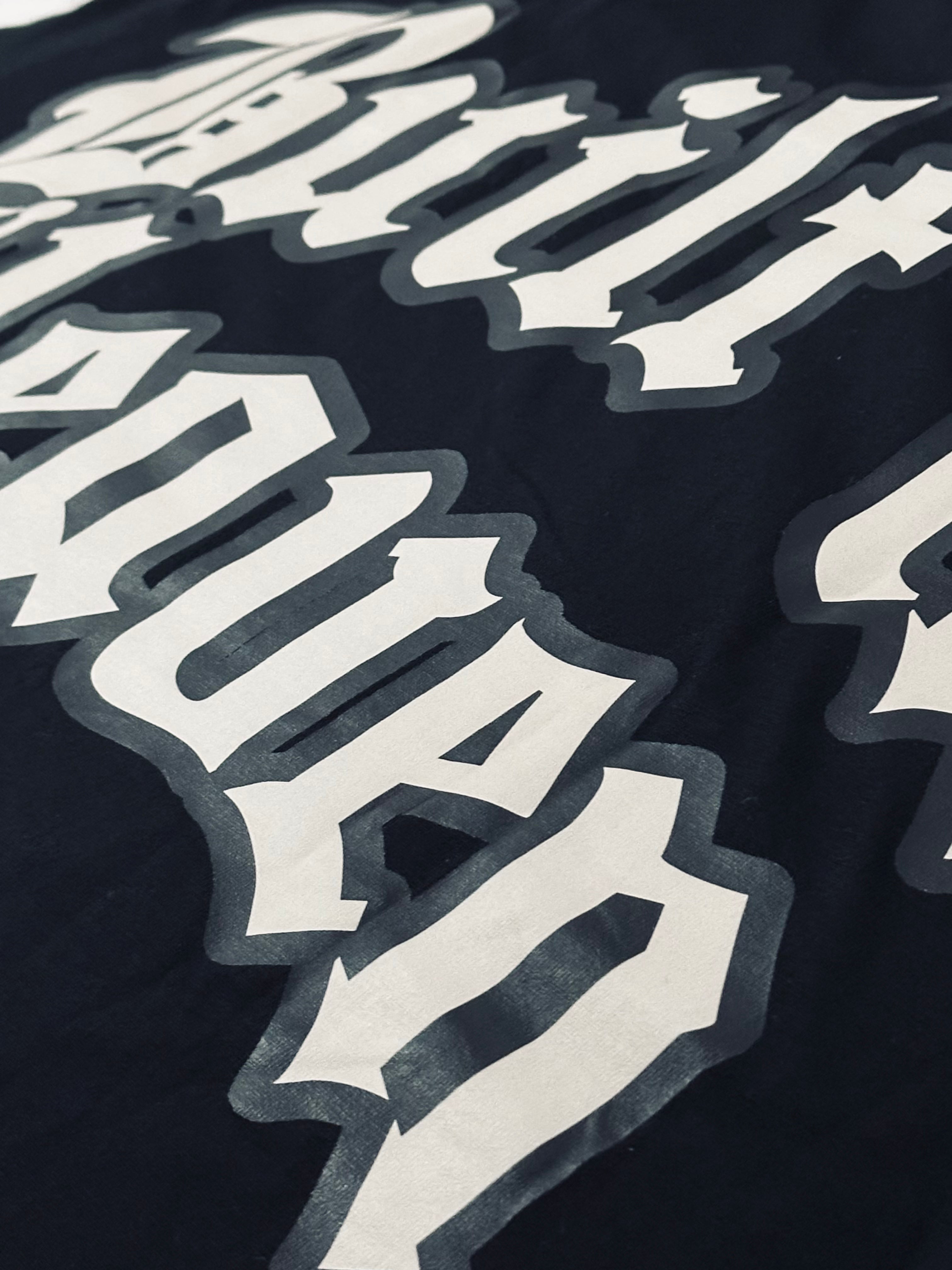 237 - BUILT IN HEAVEN OVERSIZE T-SHIRT BLACK