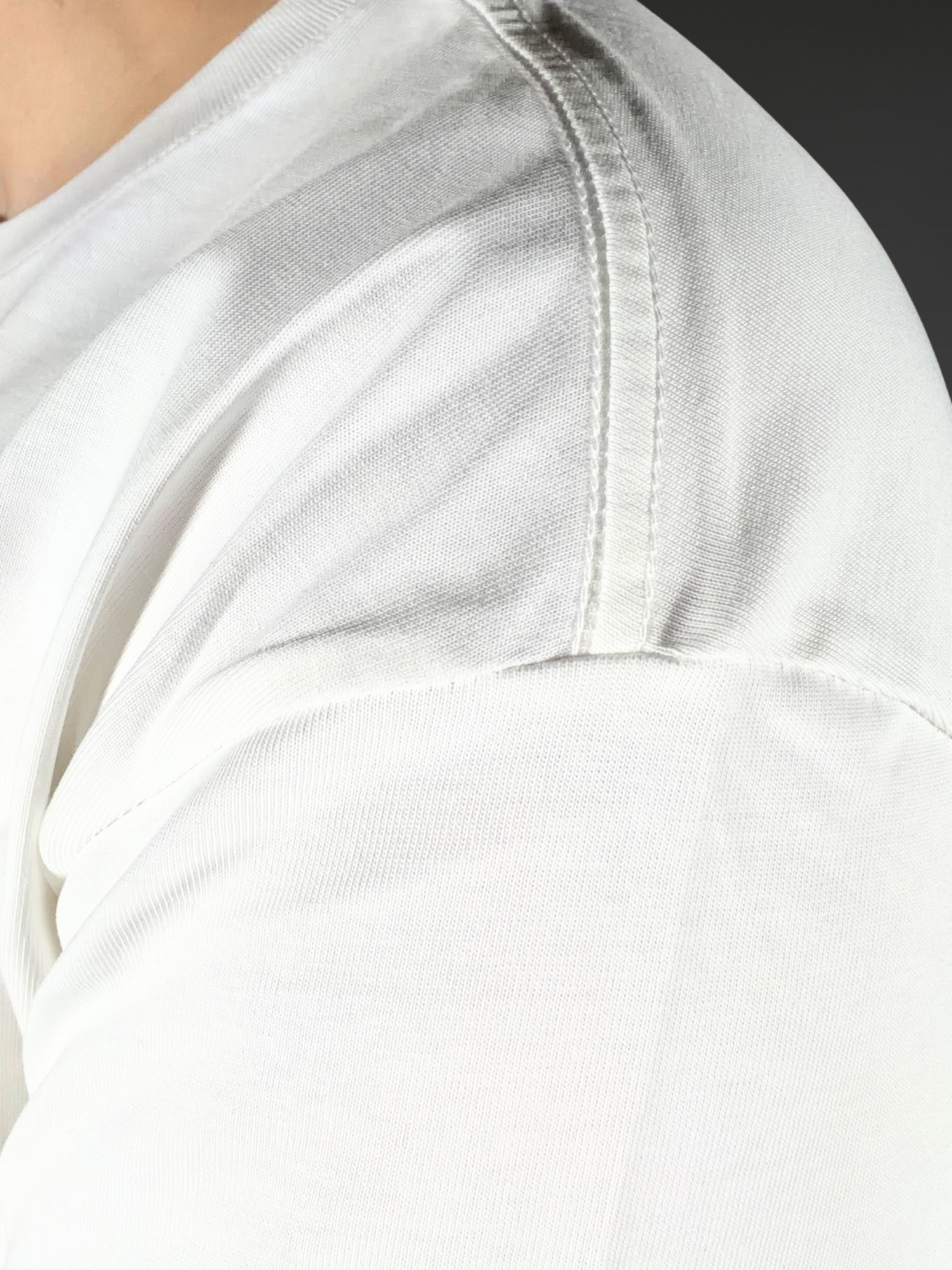 244 - ANIME 2.0 OVERSIZE T-SHIRT